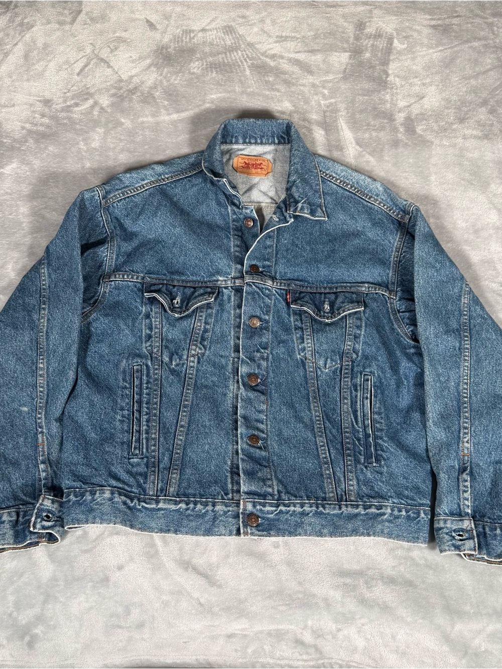 Vintage Levis Type 3 Denim Jacket Mens L Fits Short Made In USA 70507 0218